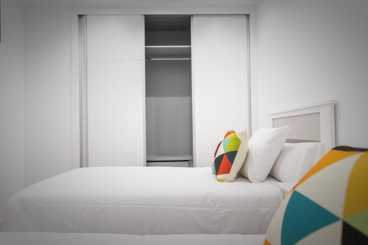 Apartamentos Soria Suites Bagian luar foto
