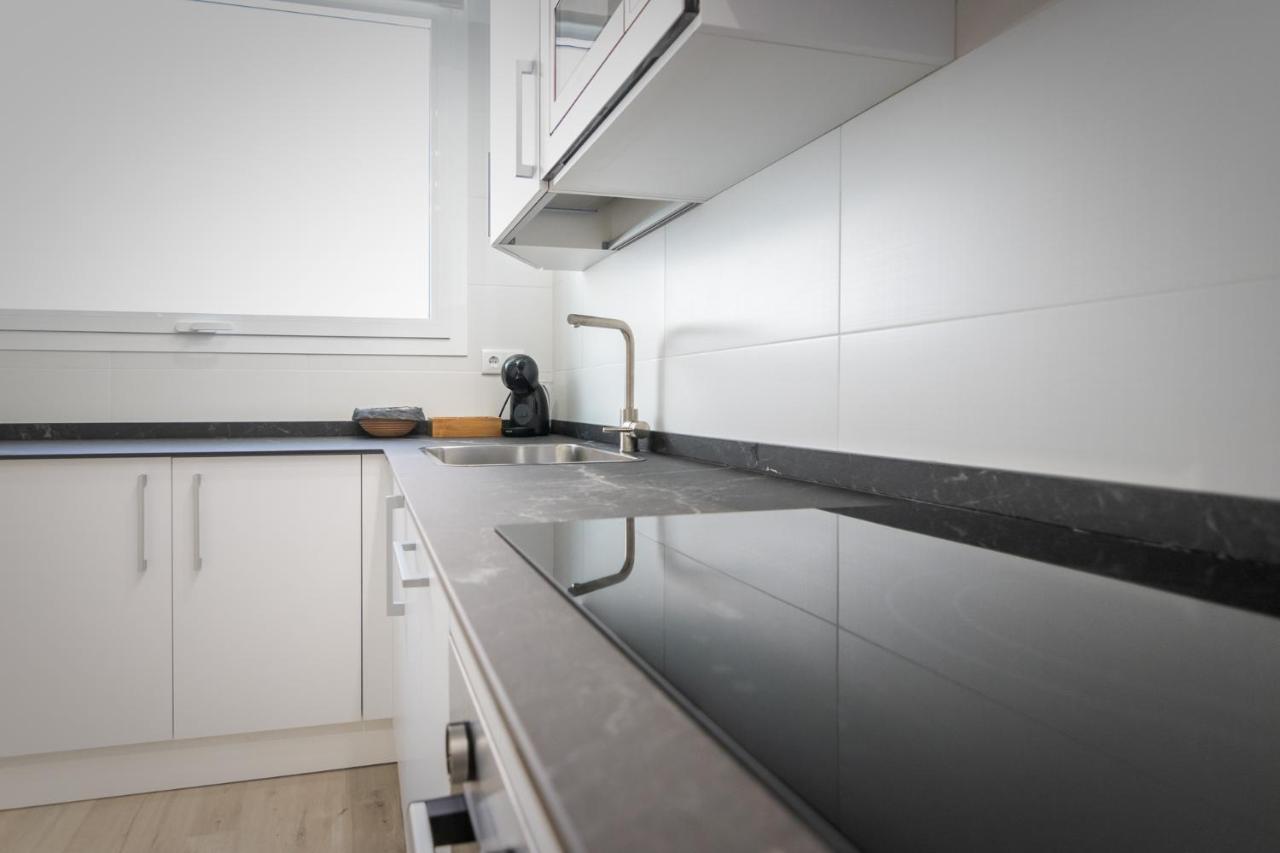 Apartamentos Soria Suites Bagian luar foto