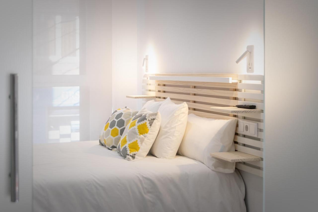 Apartamentos Soria Suites Bagian luar foto